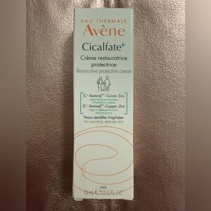 *NEW in box*, Eau Thermale Avène Cicalfate+ Restorative Protective Cream; 0.5 oz